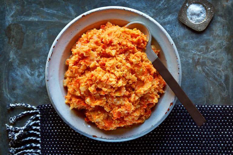 Potato and Carrot Mash Recipe for Any Meal
