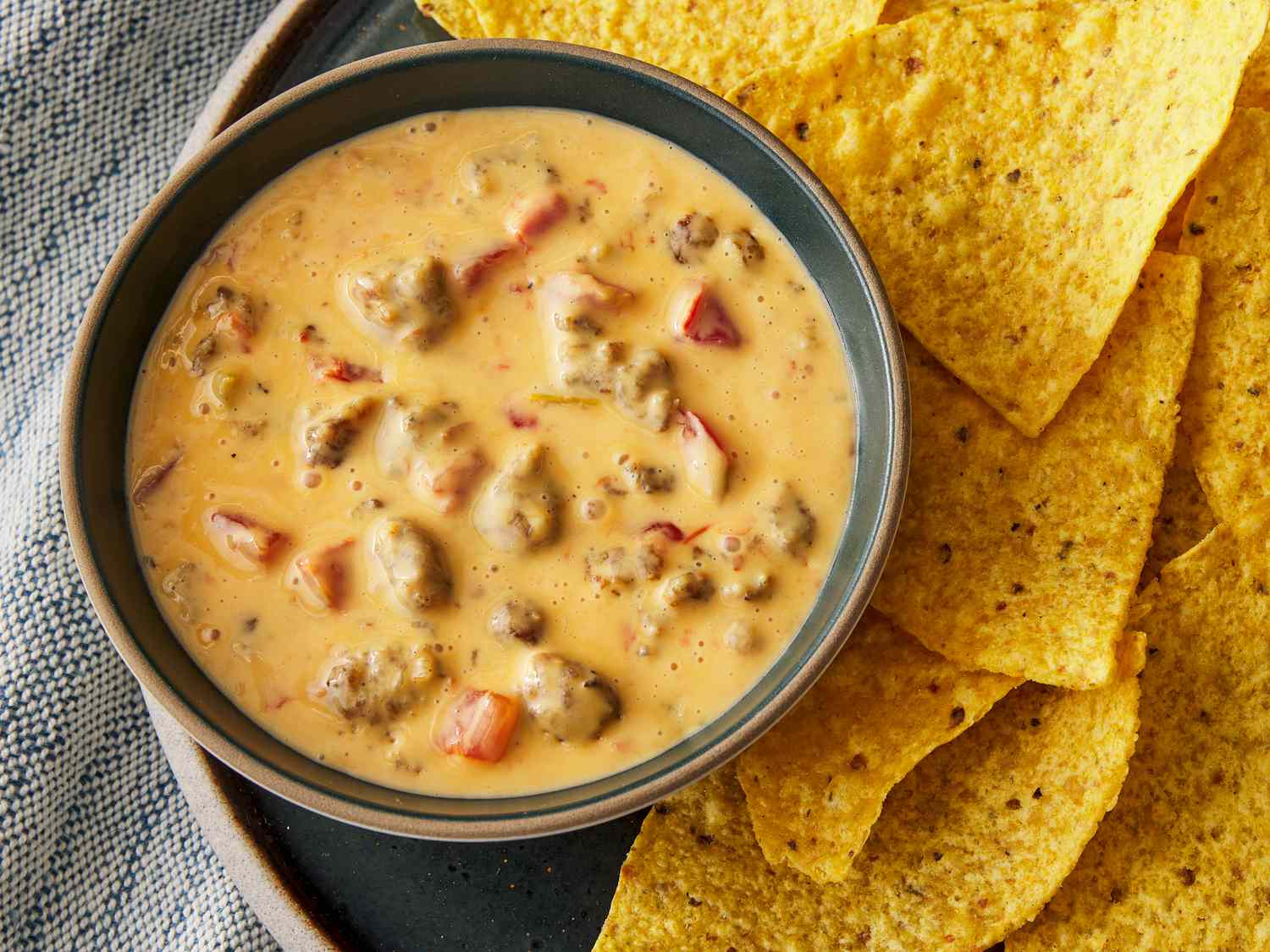 Velveeta Spicy Sausage Dip Recipe: Easy, Delicious & Crowd-Pleasing Snack