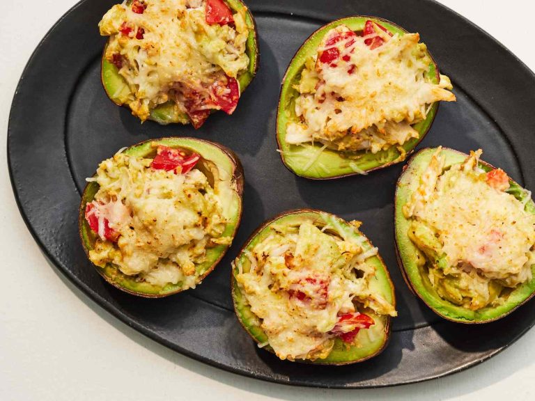 Chicken Stuffed Baked Avocados Recipe: A Nutritious and Flavorful Meal