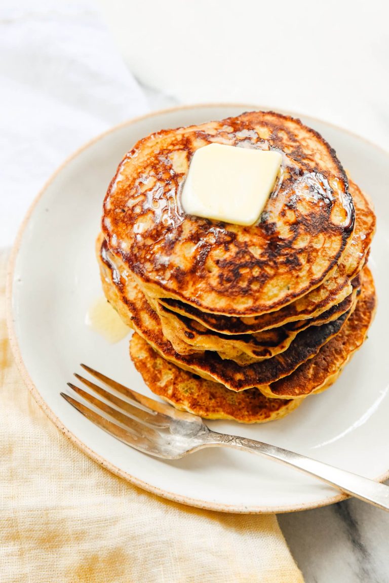 Vegan Banana Pancakes: Delicious Breakfast Recipe and Tips