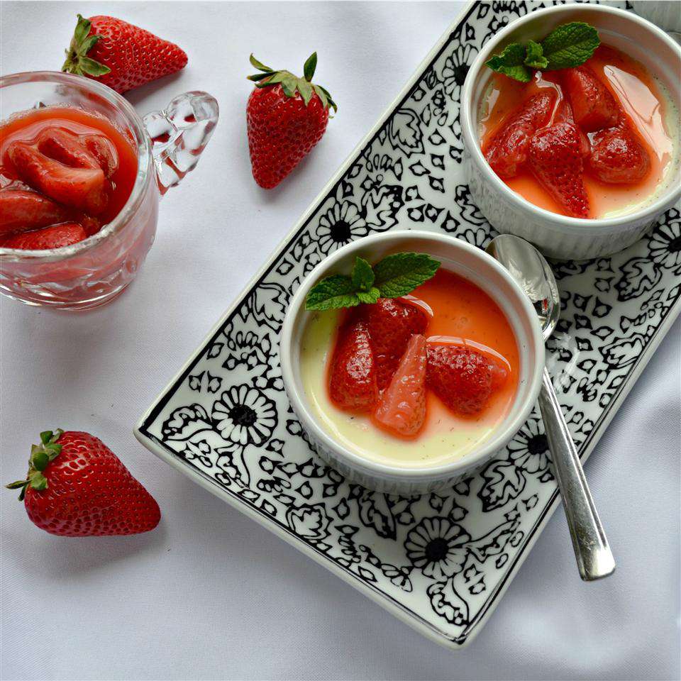 Panna Cotta With Stewed Strawberries Recipe