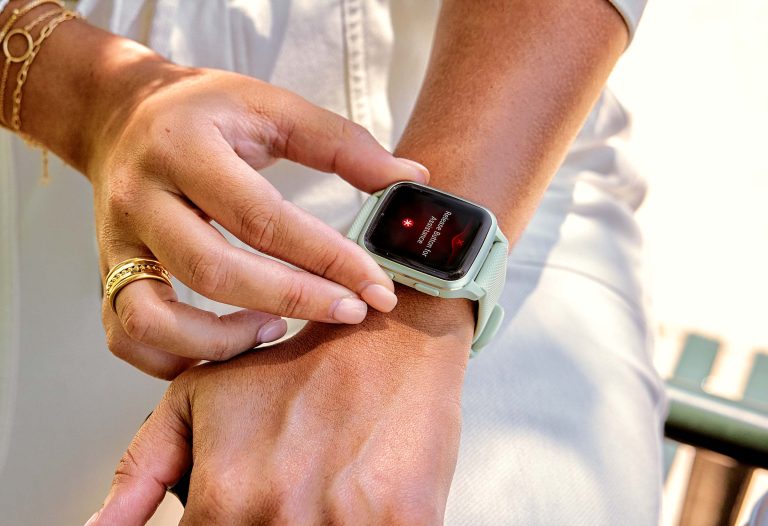 Top 9 Best Smart Watches for Women: Stylish, Functional, and Budget-Friendly Picks