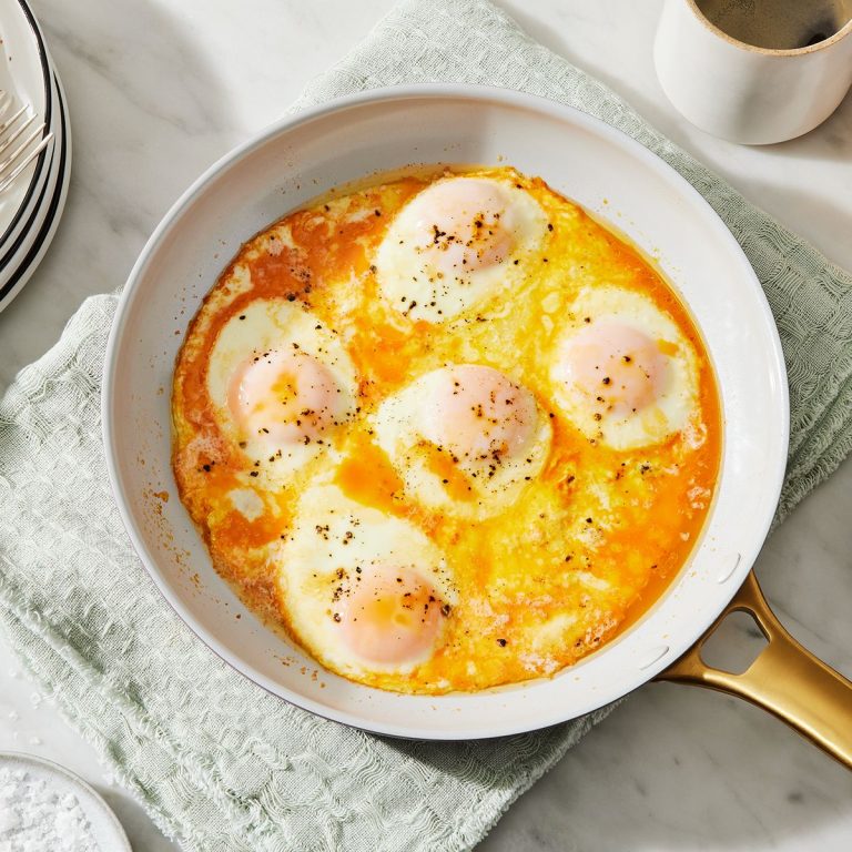 Basted Eggs: A Healthy Breakfast Recipe with Serving Suggestions