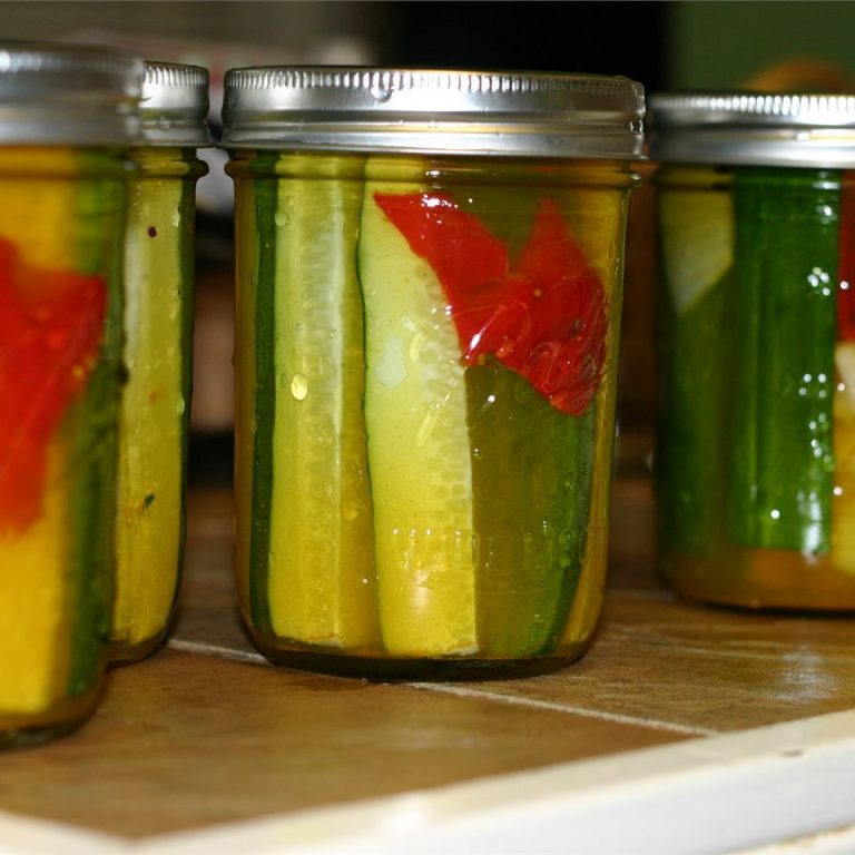 Summertime Sweet Pickles: Easy Homemade Recipes and Serving Tips