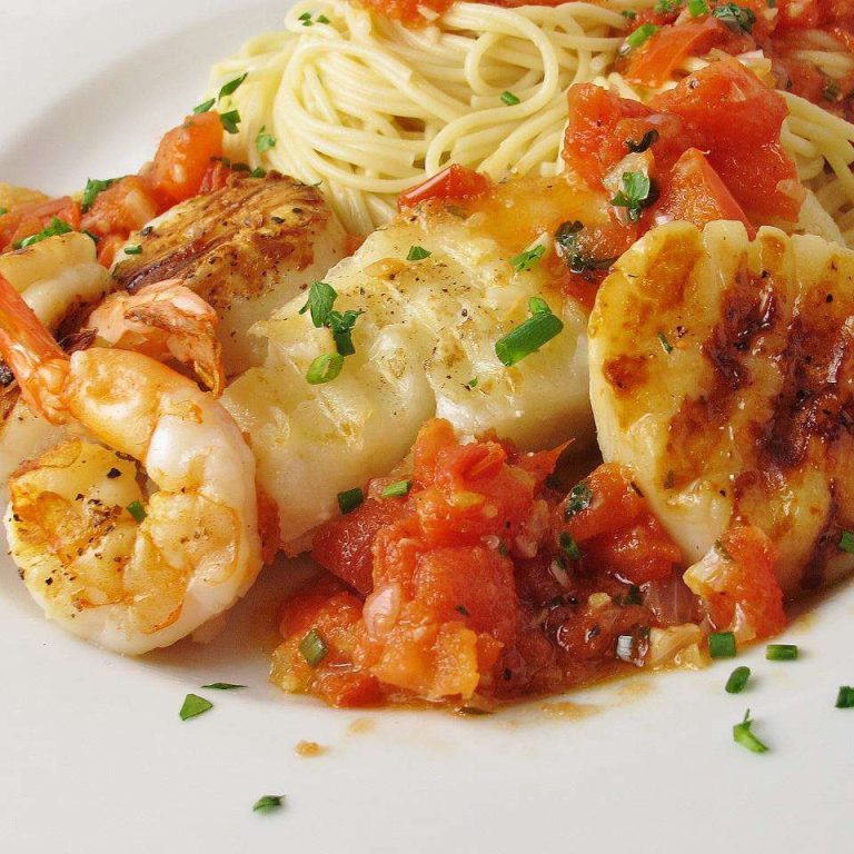 Alaskan Cod and Shrimp with Fresh Tomato Recipe: Nutritional and Flavorful