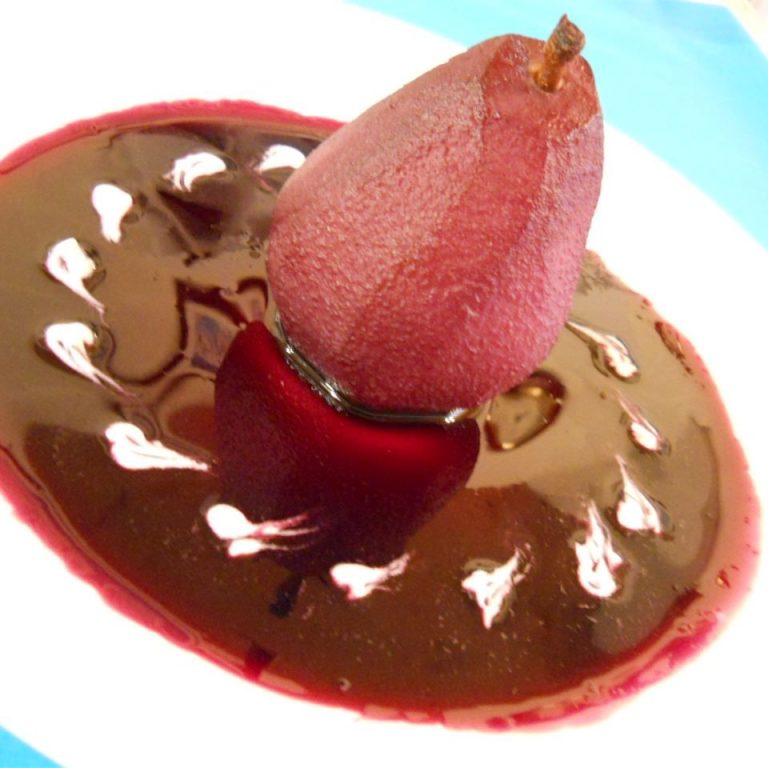 Poires Au Vin Rouge: Delicious Pears in Red Wine Recipe with Health Benefits