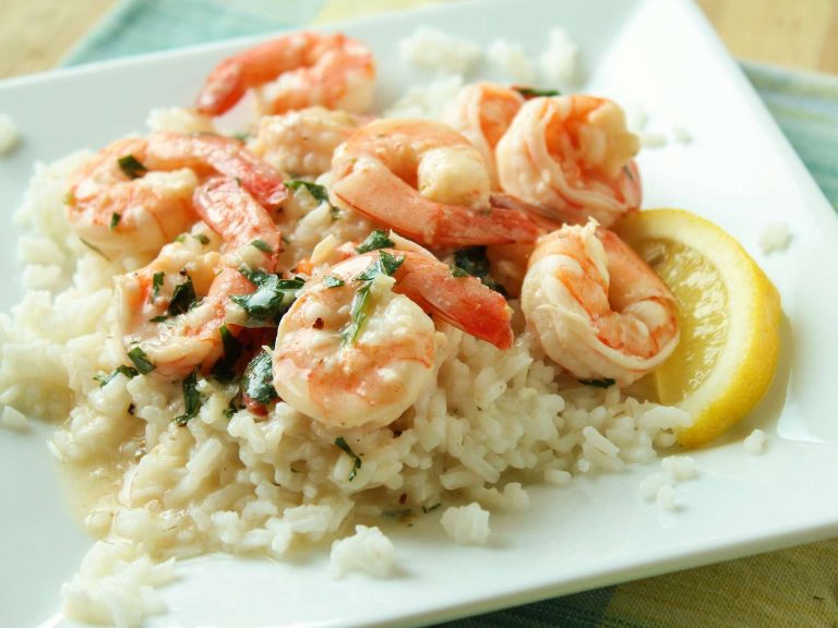 Lemony Shrimp Over Brown Rice: A Nutritious and Flavorful Seafood Recipe