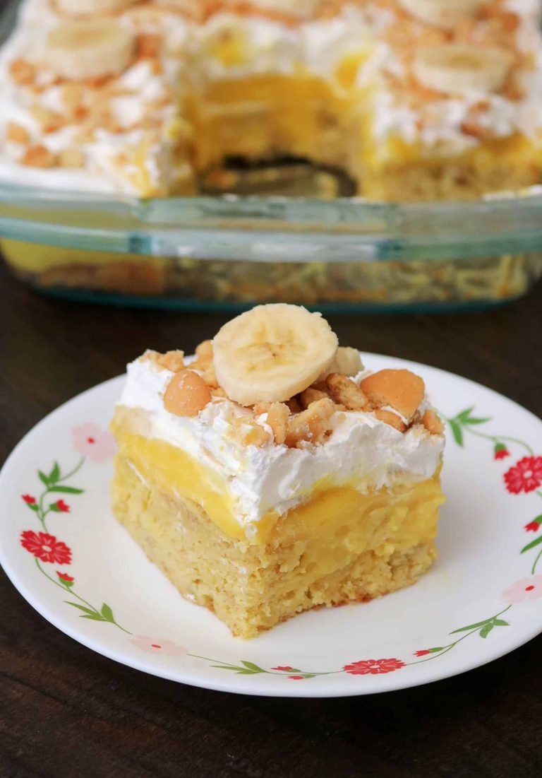 Banana Pudding Poke Cake Recipe: Easy, Tasty, and Customizable