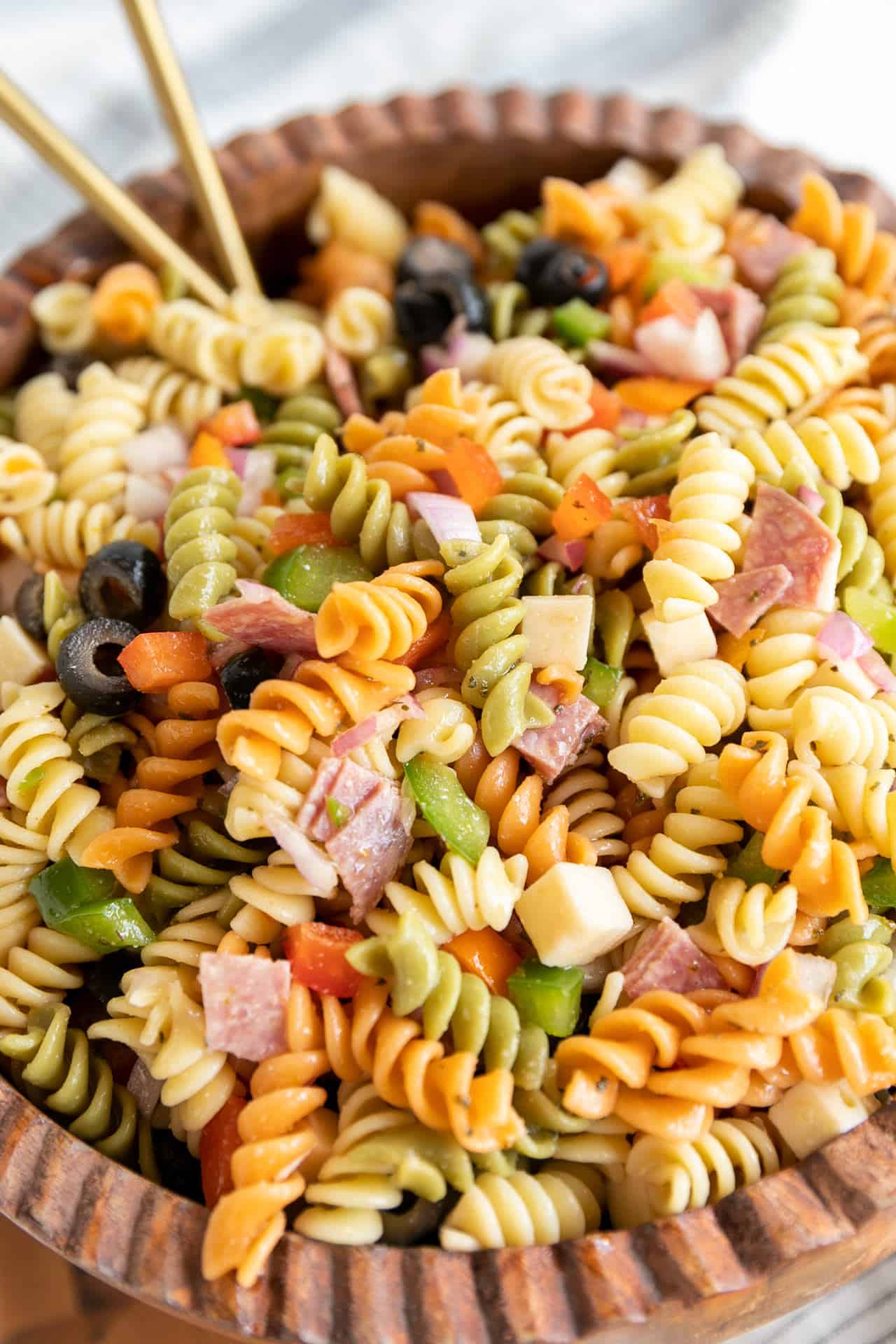 Antipasto Pasta Salad: Ingredients, Nutrition, and Serving Tips