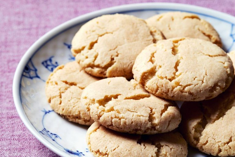Almond Cookies: History, Benefits, and Delicious Recipes for Home Bakers