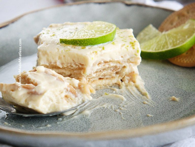 Carlota De Limon: The Classic Mexican Lemon Icebox Cake