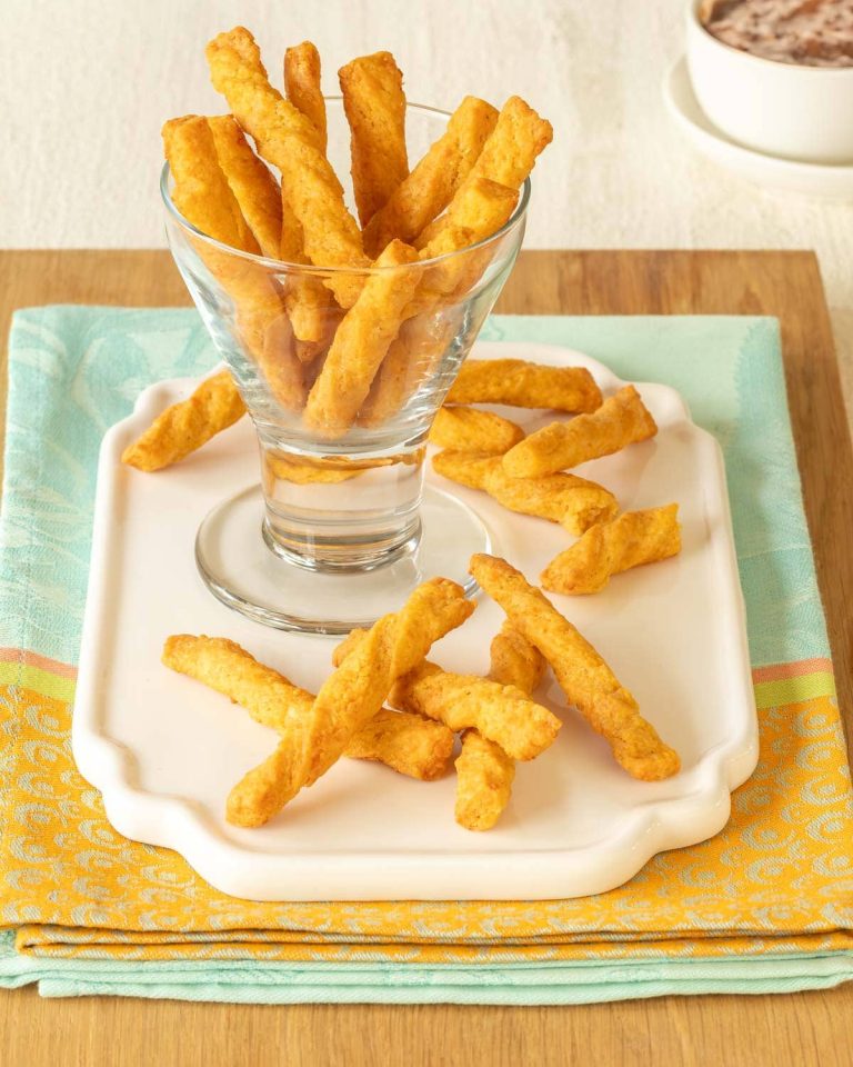 Cheese Straws: History, Recipes, and Flavor Variations