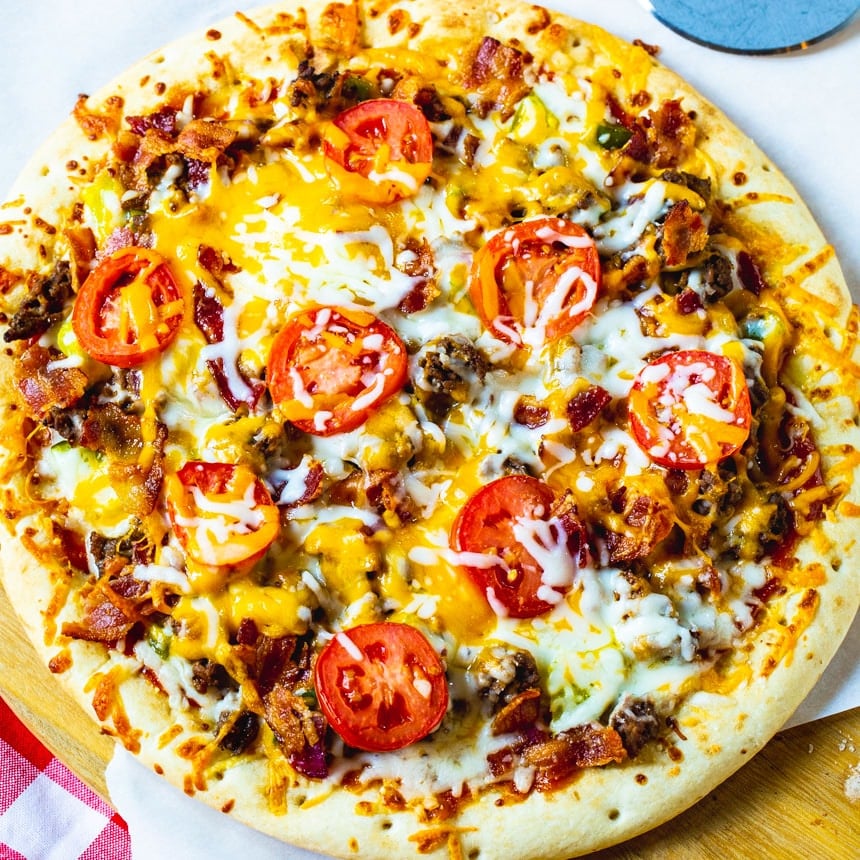 Cheeseburger Pizza