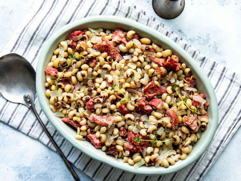 Southern Style Crowder Peas: History, Recipes, and Growing Tips