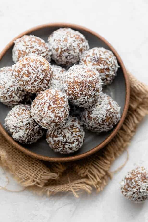 Date Balls: Nutritious, Delicious, and Easy-to-Make Snack for Any Time