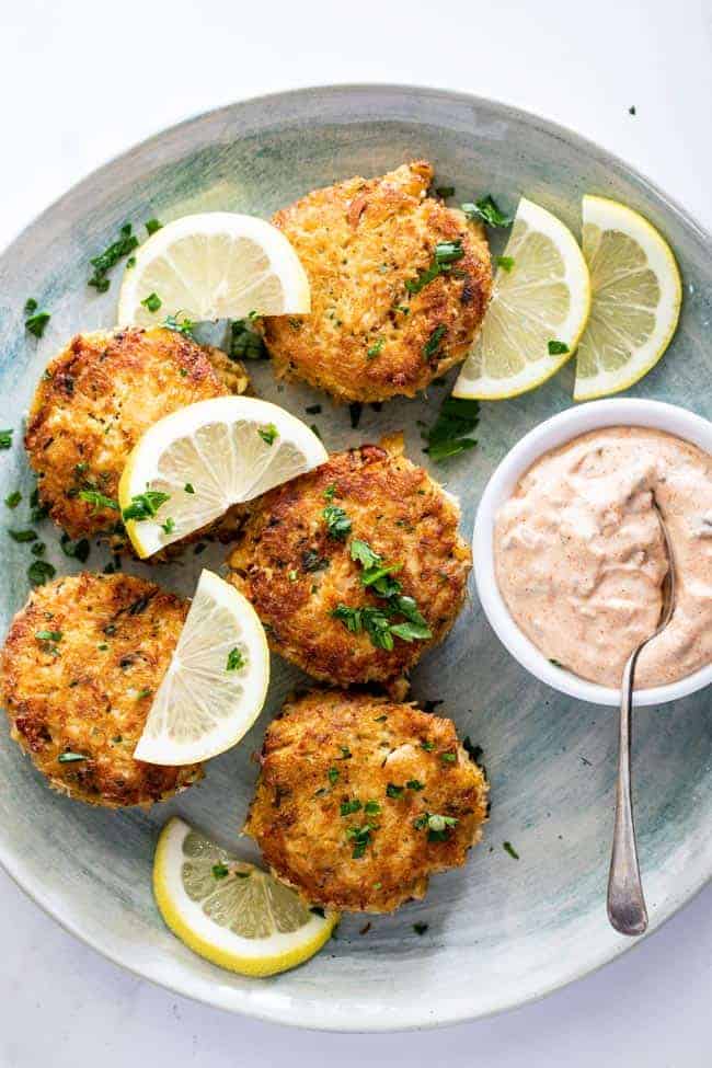 Baked Maryland Lump Crab Cakes Recipe: Classic Flavor with Modern Twists