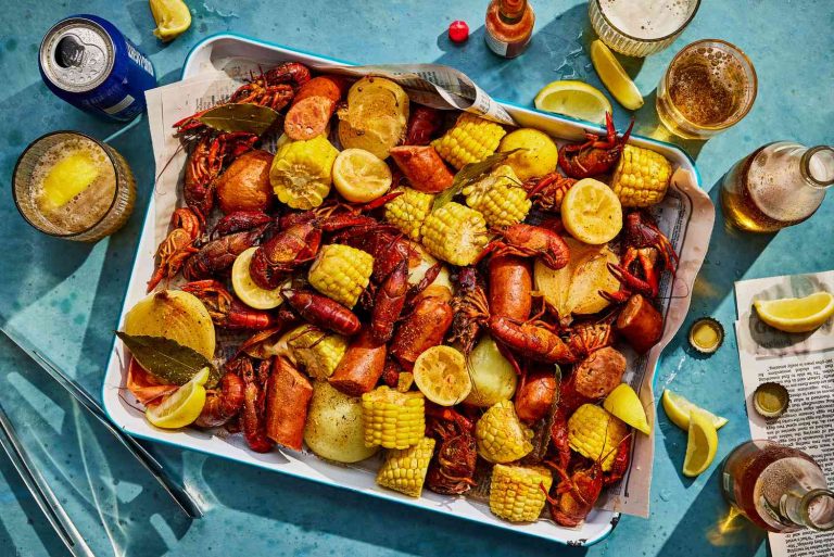 Clam Bake Party Guide: History, Essential Ingredients, and How to Host the Perfect Event