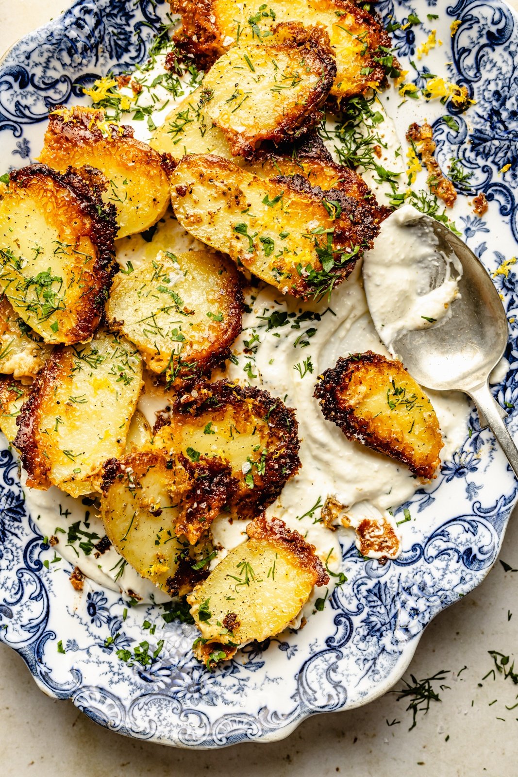 Roasted Parmesan Rosemary Potatoes Recipe: Perfectly Crispy & Flavorful