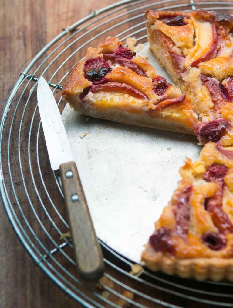 Fresh Fruit Frangipane Tart Recipe: Perfect for Any Occasion with Serving Tips and Pairings