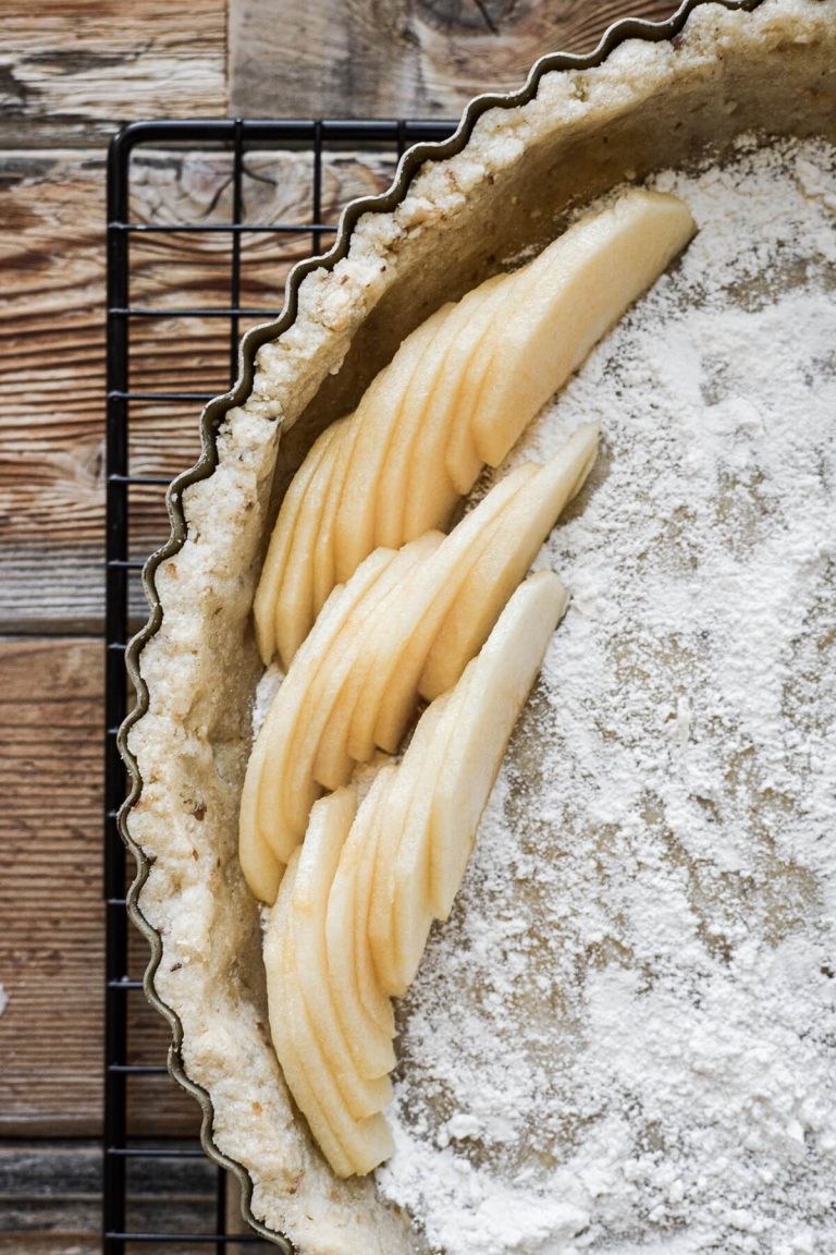 Pear Tart With Shortbread Crust – Step-by-Step Recipe