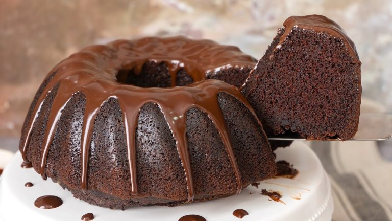 Sour Cream Dark Chocolate Cake: Moist, Rich, and Perfectly Decadent Recipe