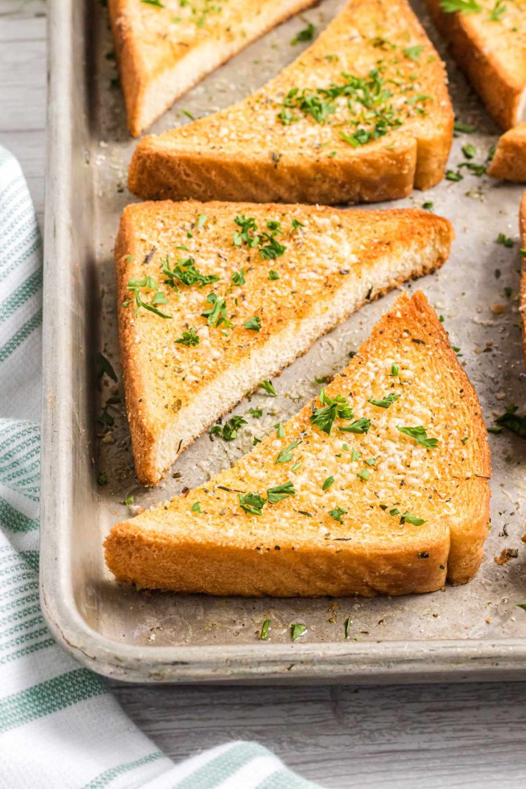 Garlic Toast: Flavorful, Convenient & Cost-Effective