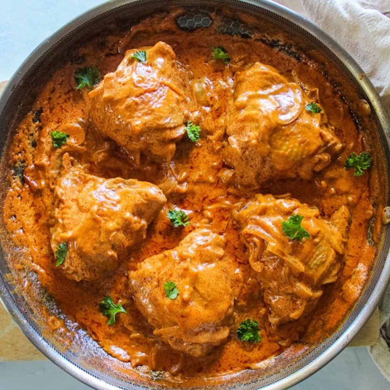 Chicken Paprikash: Uncovering Hungarian Origins, Variations, and an Authentic Recipe