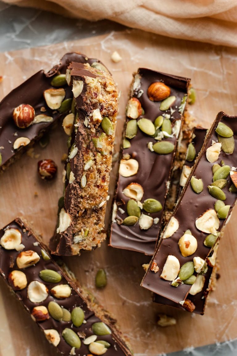 Date And Nut Bars: DIY Recipe, Nutritional Benefits, and Best Store-Bought Options”