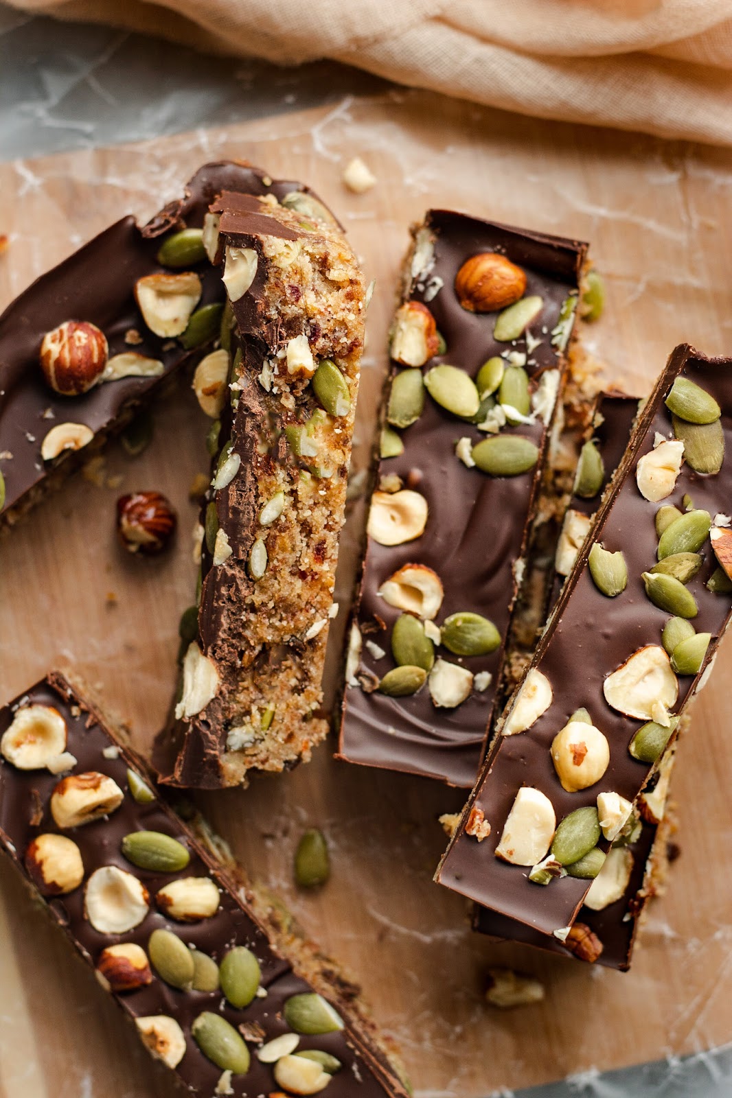 Date And Nut Bars
