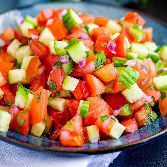 Tomato Cucumber Kachumbar: Refreshing Indian Salad for Every Meal