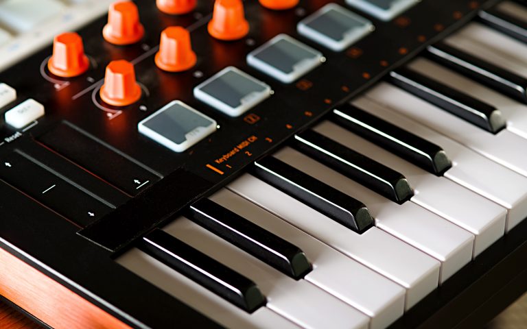 9 Best MIDI Keyboards for Music Production: Expert Picks for All Levels