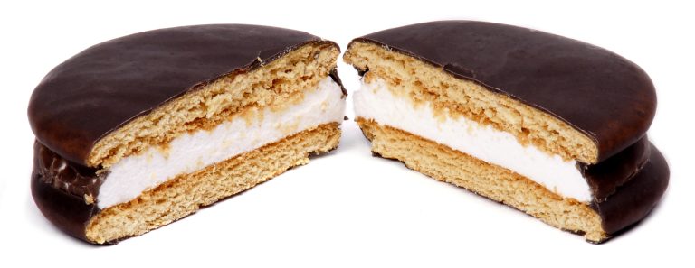 Moon Pies: History, Flavors, Nutritional Info, and Where to Buy
