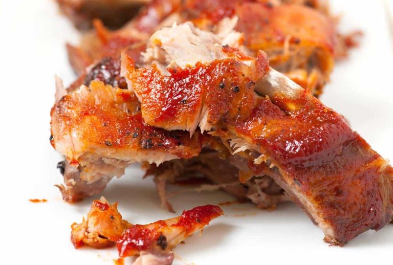 Slow Cooker Baby Back Ribs: Tender Recipes and Perfect Pairings for a Delicious Meal