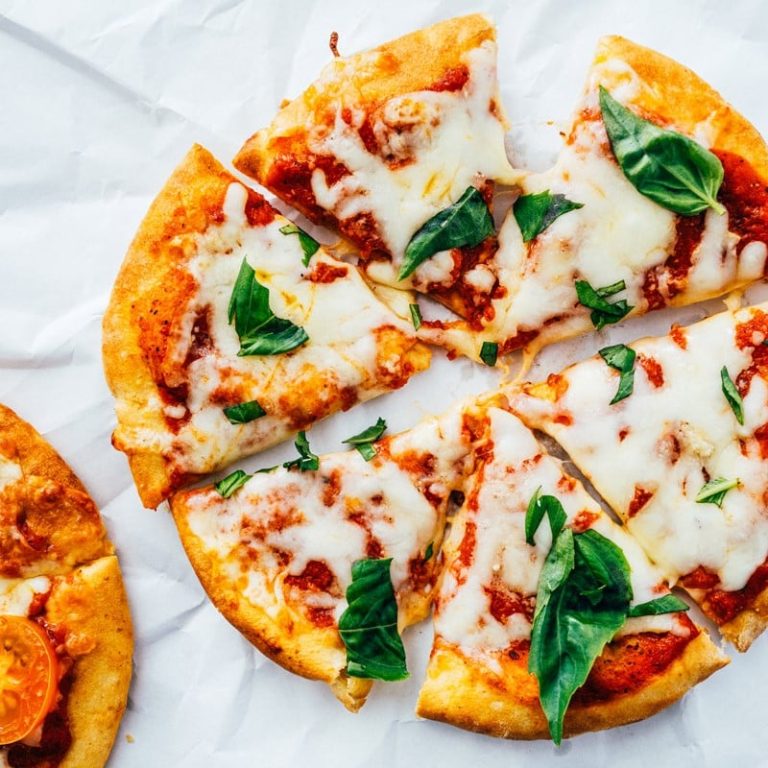 Pita Pizza – Perfect for Any Meal Recipe
