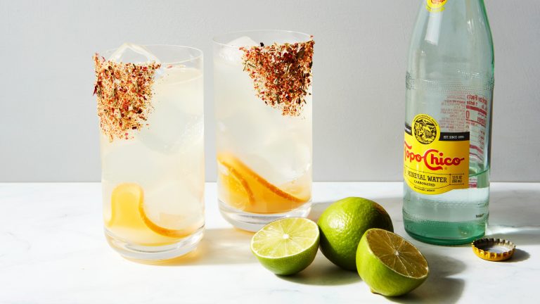 Texas Ranch Water: Recipe, Variations, and Serving Tips for This Refreshing Cocktail