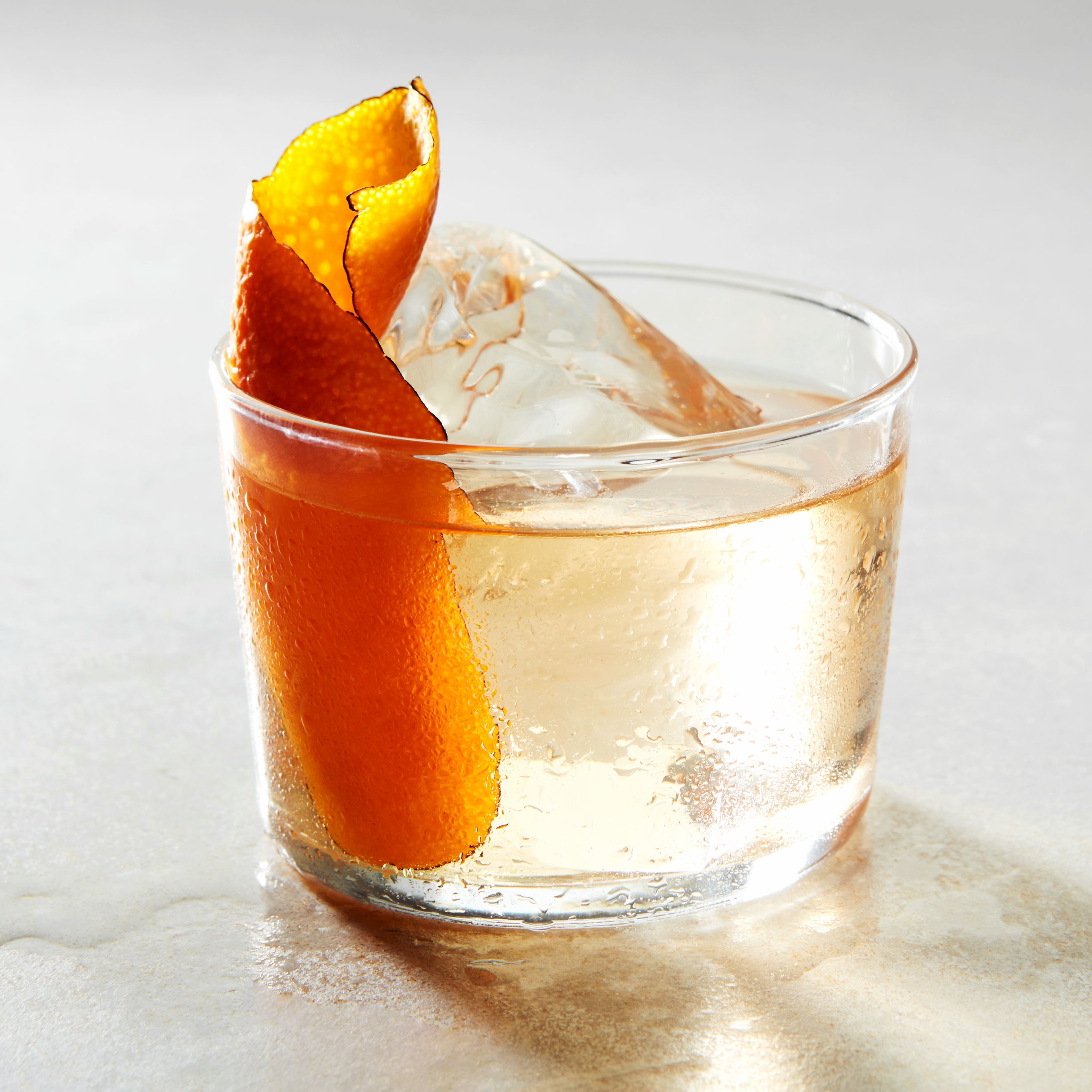 Mezcal Old Fashioned: History, Recipe, Pairings, and Occasions