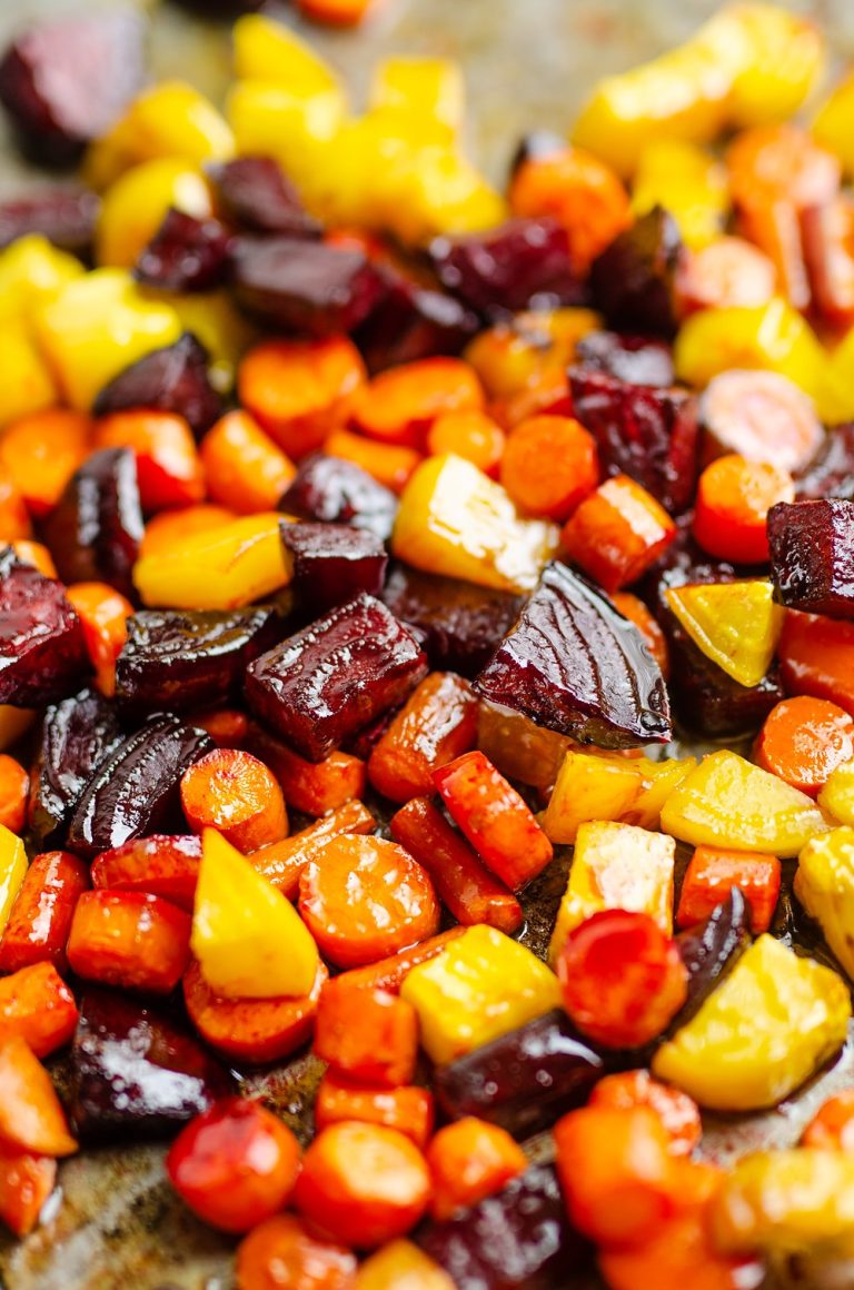 Beets and Carrots with Honey Balsamic Glaze: A Perfect Side Dish