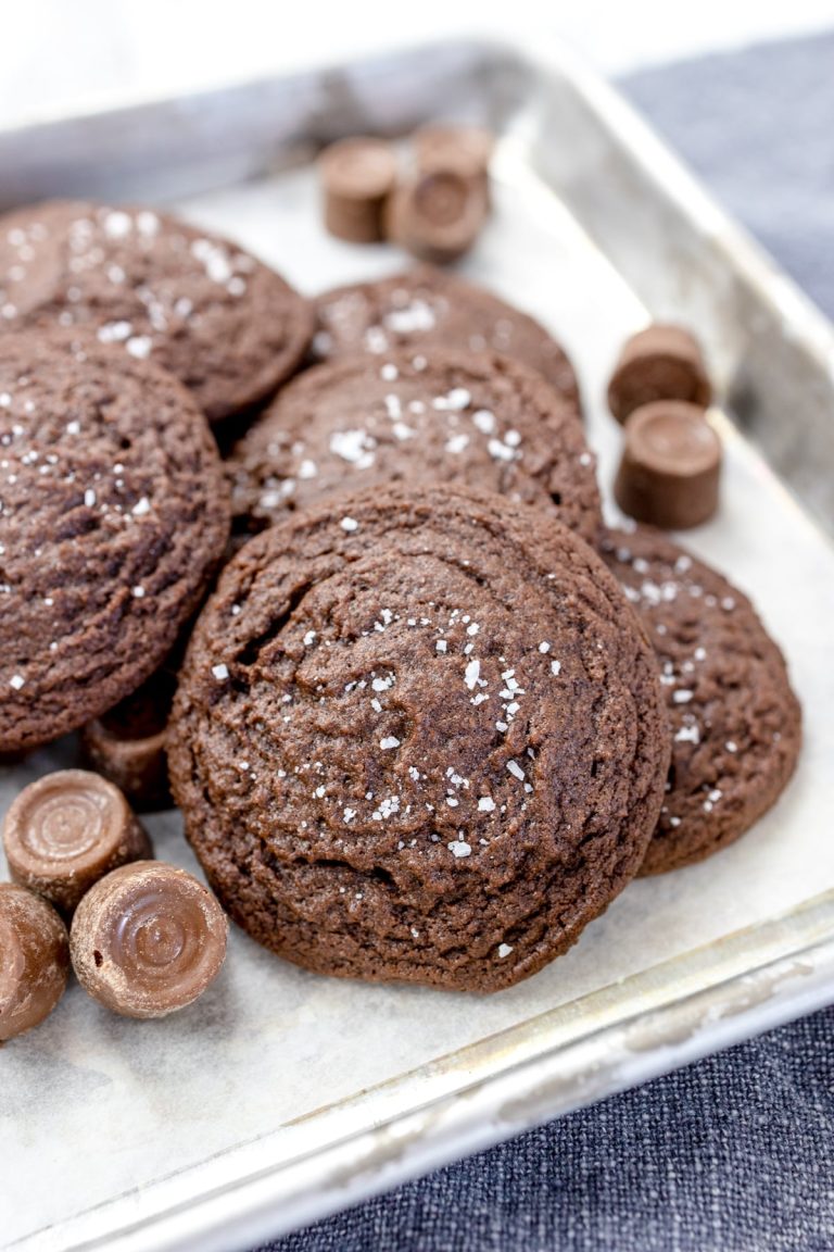 Rolo Filled Chocolate Cookies Recipe: Perfect for Any Occasion