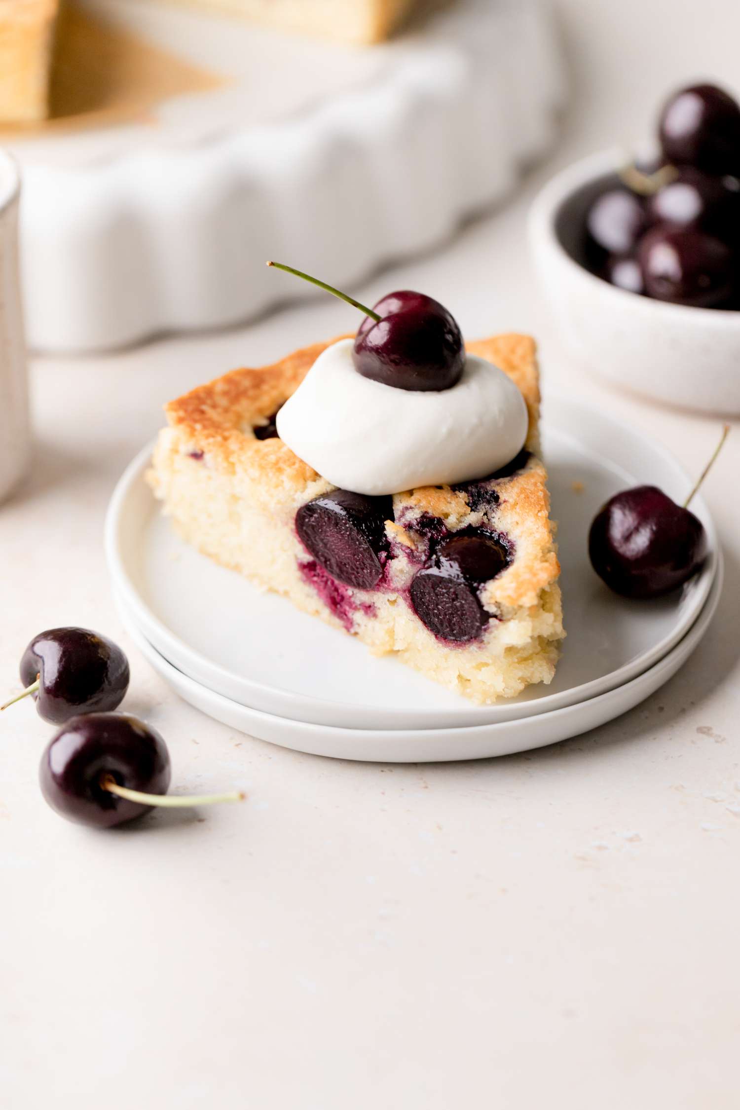 Fresh Cherry Cake: Tips, Techniques, and Serving Ideas