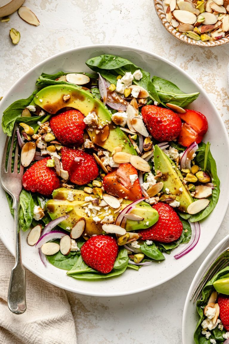 Strawberry Spinach Salad: Fresh, Nutritious, and Easy Recipes for Every Diet