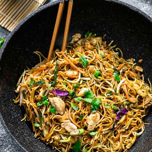 Hong Kong Style Chicken Chow Mein: Ingredients, Variations, and Serving Ideas