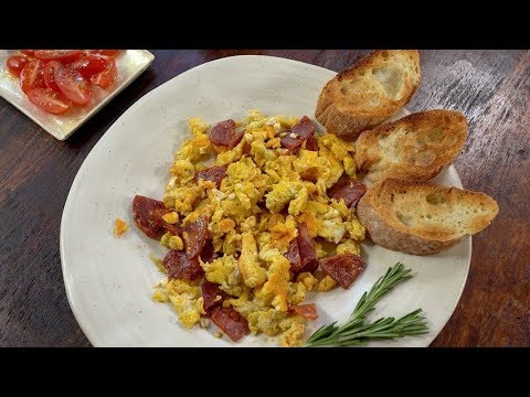 Flavorful and Nutritious Scrambled Eggs With Chorizo: A Perfect Breakfast Choice