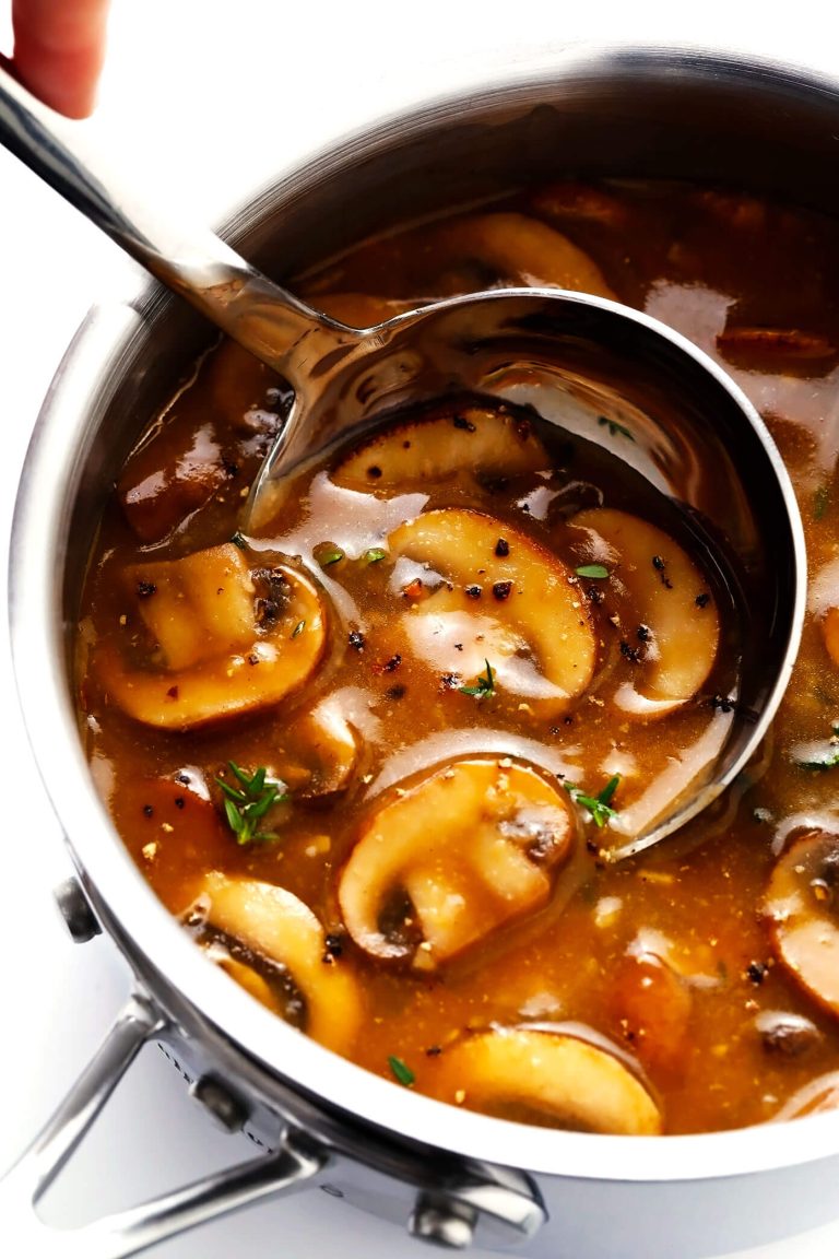 Mushroom Gravy: Origins, Recipes, and Perfect Pairings for Every Meal