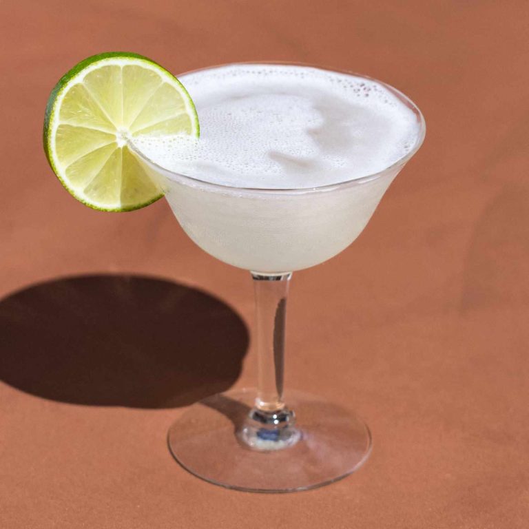 Sour Key Lime Vodka Gimlet: A Perfect Cocktail for Any Occasion