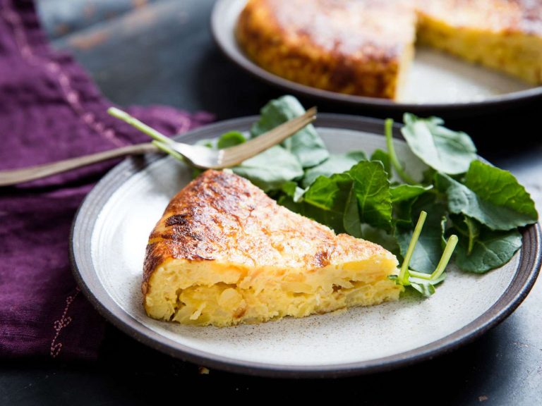 Spanish Potato Omelet Recipe: History, Variations, and Serving Tips