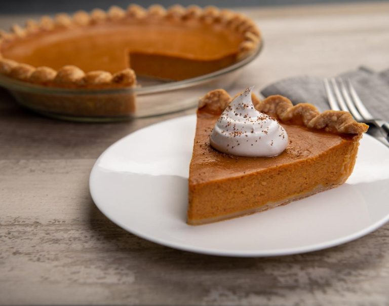 Pumpkin Pie: History, Recipe Tips, and Delicious Serving Ideas