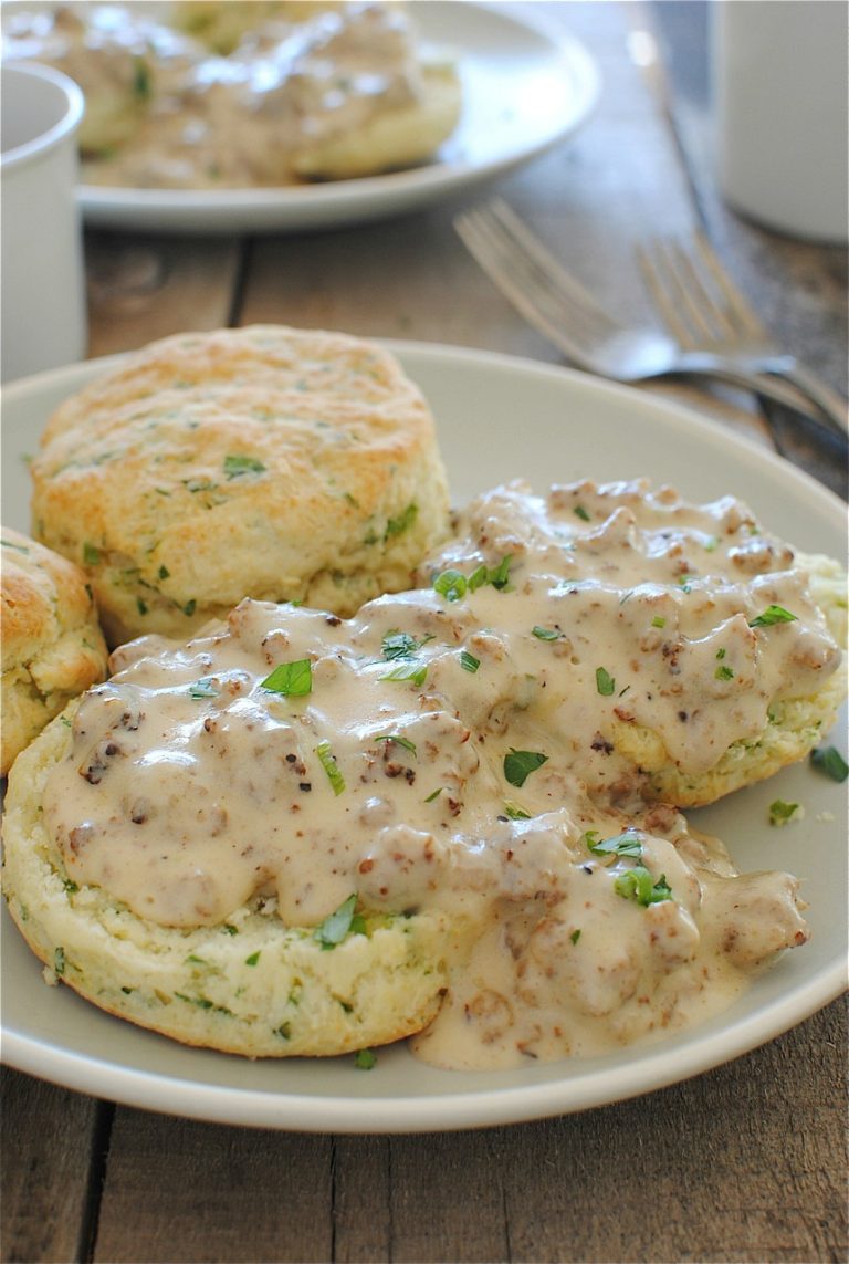 Buttermilk Sausage Gravy: Recipe, History, and Health Tips