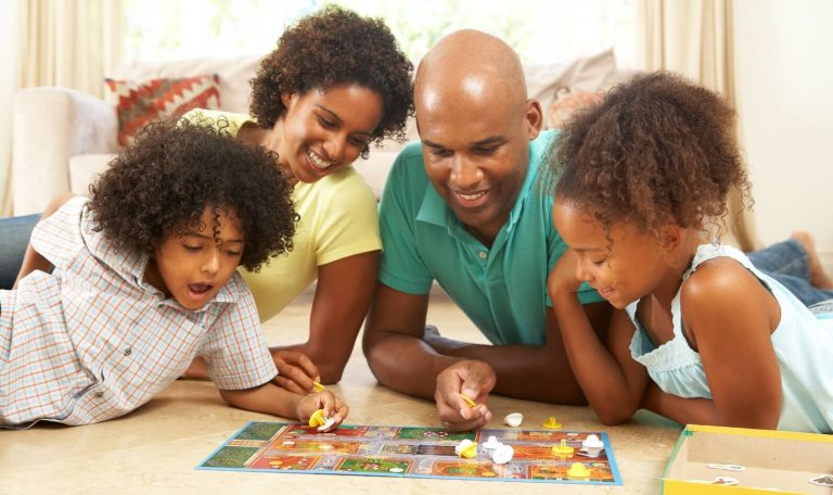 9 Best Family Games 2024: Fun and Learning for All Ages