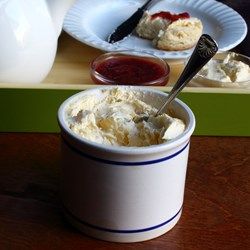 Johns Clotted Cream: A Luxurious and Nutritious Spread with Rich English Heritage