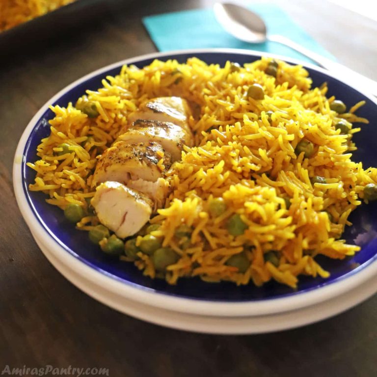 Chicken and Yellow Rice Recipe – Quick, Flavorful, and Nutritious